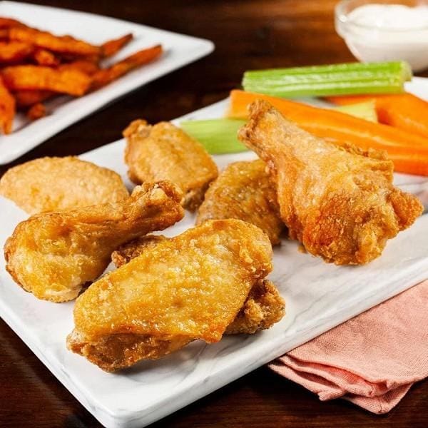 MIA Food Service NIKOLAOS PLAIN FULLY COOKED CHICKEN WINGS 8-10CT 4X2KG NIKOLAOS PLAIN FULLY COOKED CHICKEN WINGS 8-10CT 4X2KG