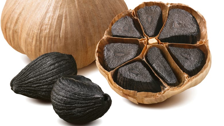 MIA Food Service BLACK GARLIC BULBS 1LB BLACK GARLIC BULBS 1LB